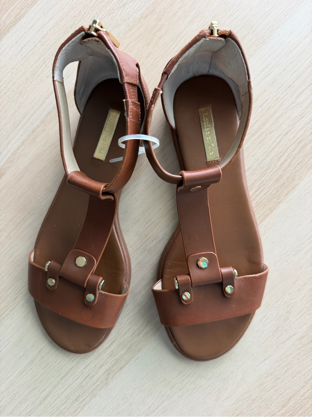 NWOT Louise et Cie Citrona Cognac Leather T-Strap Studded Sandals Boho Gladiator